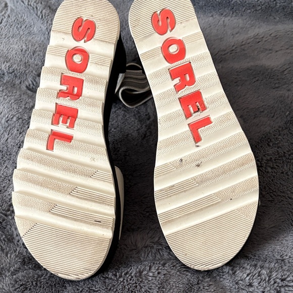 EUC Sorel Women's Black and White Cameron Flatform Sandals size 8.5 - Picture 6 of 10